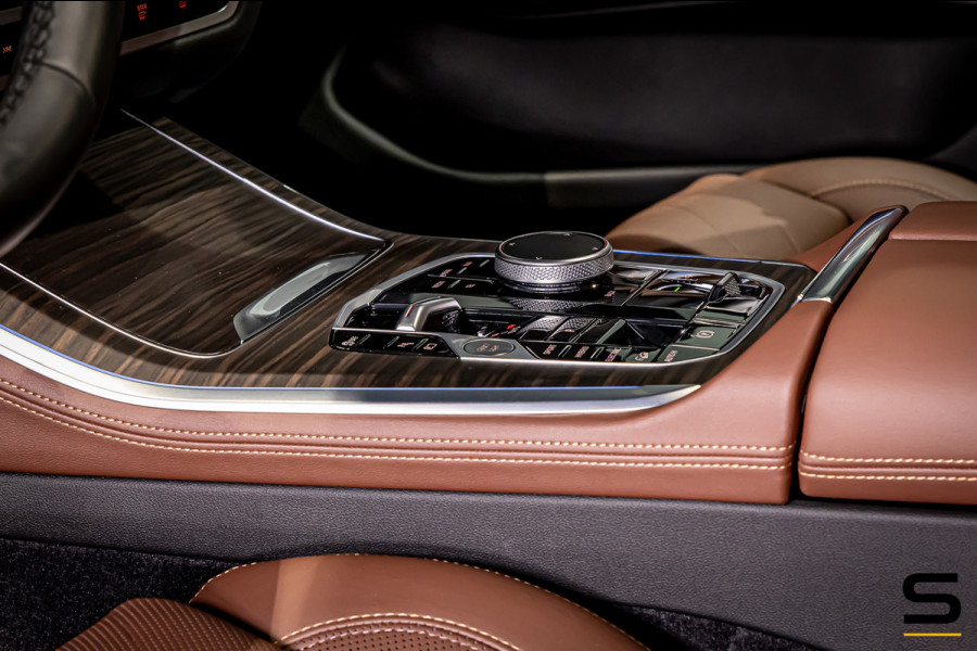 BMW X5 XDrive50e|M-sportPro|H&K|Trekhaak|Fiscaal aantrekkelijk