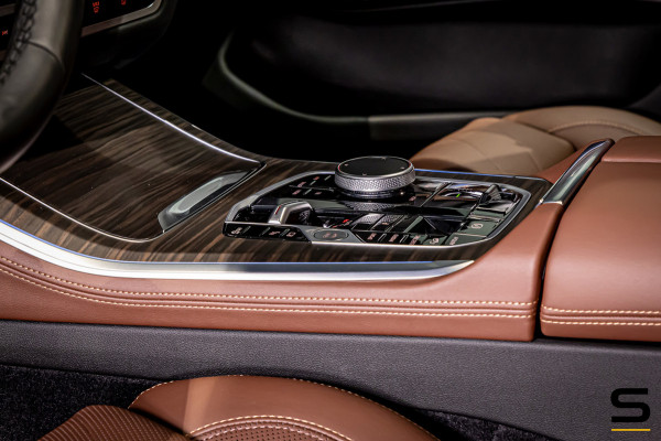 BMW X5 XDrive50e|M-sportPro|H&K|Trekhaak|Fiscaal aantrekkelijk