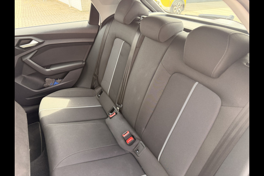 Audi A1 Sportback 25 TFSI epic Apple Carplay | 17" LMV | Virtual Cockpit | Cruise Control