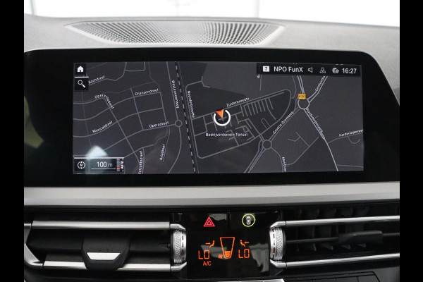 BMW 3 Serie 318i Business Edition | Cruise controle | Navigatie | Carplay | Park assist | Virtueel dahboard | NAP 123.477km