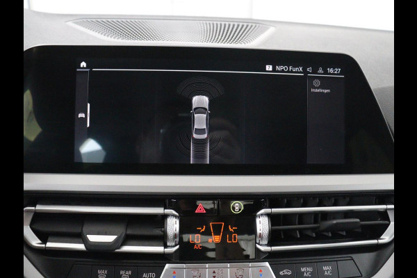 BMW 3 Serie 318i Business Edition | Cruise controle | Navigatie | Carplay | Park assist | Virtueel dahboard | NAP 123.477km