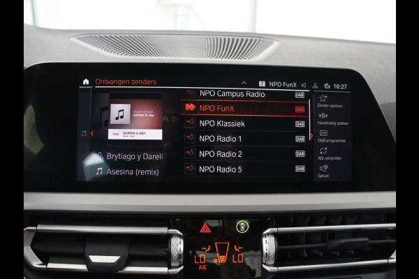 BMW 3 Serie 318i Business Edition | Cruise controle | Navigatie | Carplay | Park assist | Virtueel dahboard | NAP 123.477km