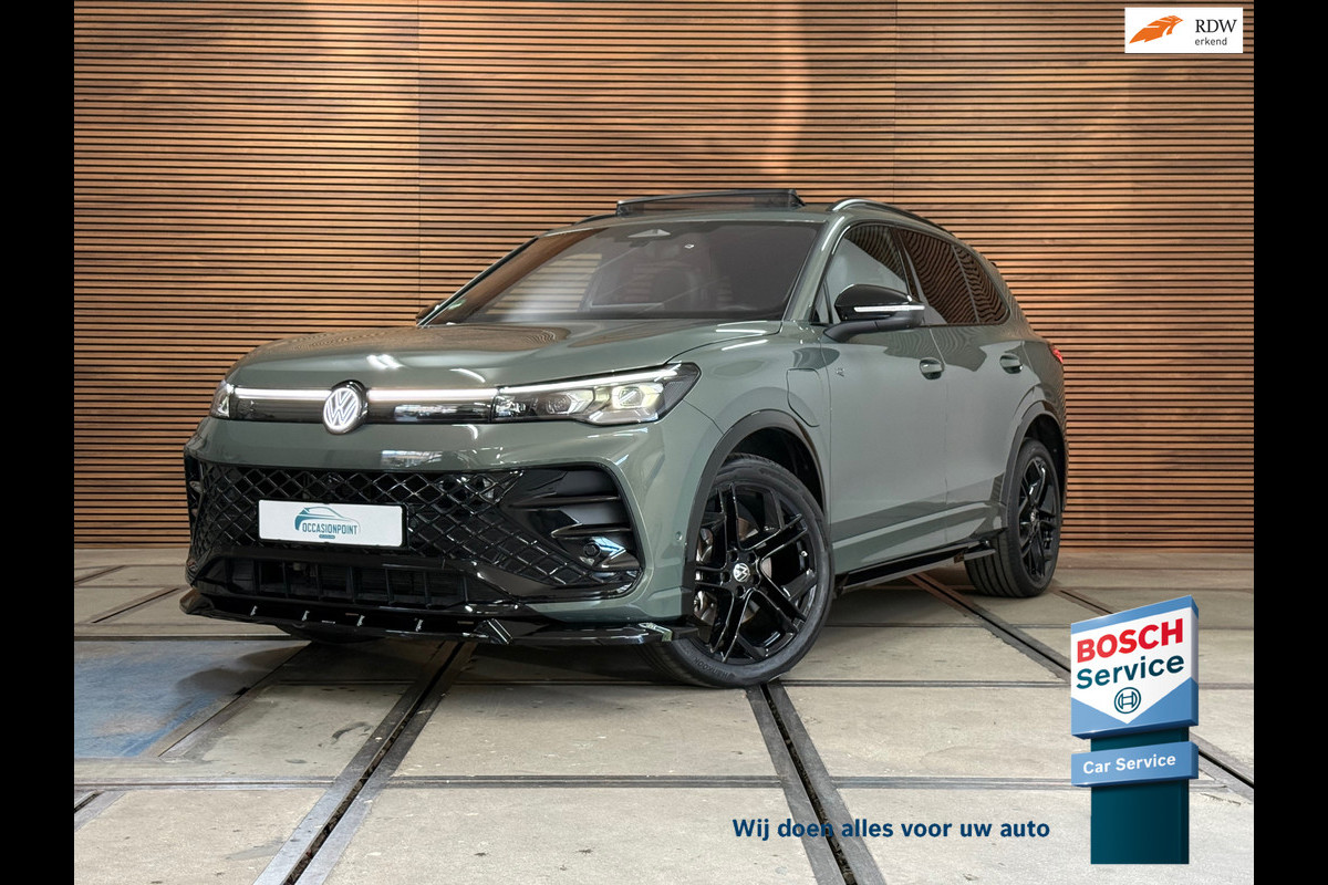 Volkswagen Tiguan 1.5 eHybrid R-Line Black MD Edition | Garantie tot 2030 | VOL! | 272PK | Full IQ.Light | H/K Sound | Trekhaak