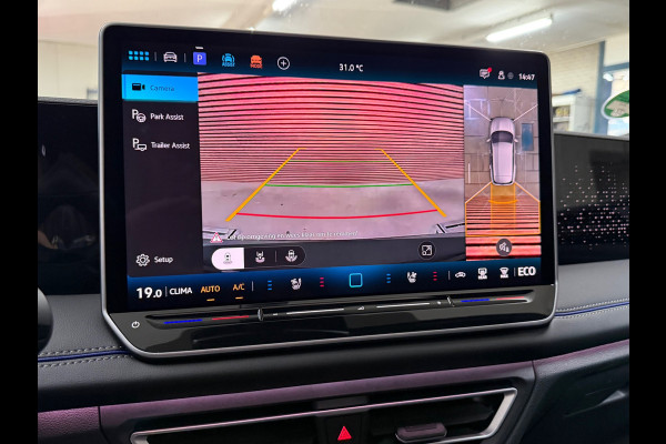 Volkswagen Tiguan 1.5 eHybrid R-Line Black MD Edition | Garantie tot 2030 | VOL! | 272PK | Full IQ.Light | H/K Sound | Trekhaak