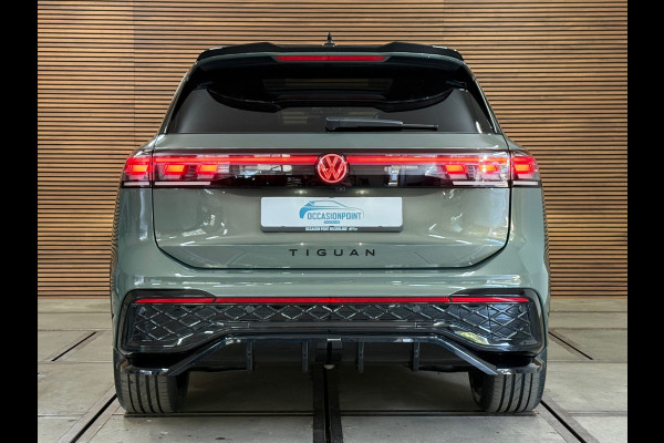 Volkswagen Tiguan 1.5 eHybrid R-Line Black MD Edition | Garantie tot 2030 | VOL! | 272PK | Full IQ.Light | H/K Sound | Trekhaak