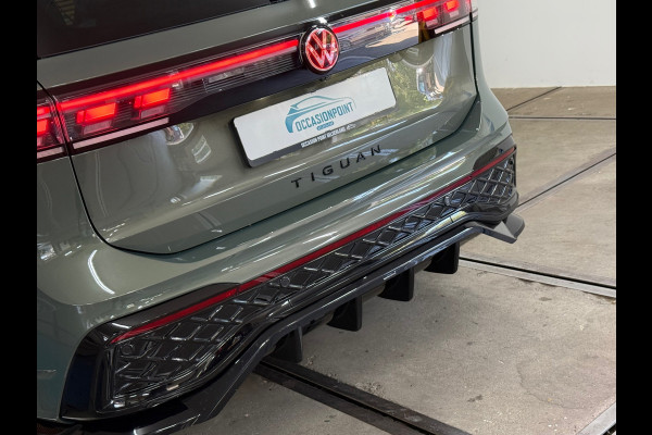 Volkswagen Tiguan 1.5 eHybrid R-Line Black MD Edition | Garantie tot 2030 | VOL! | 272PK | Full IQ.Light | H/K Sound | Trekhaak