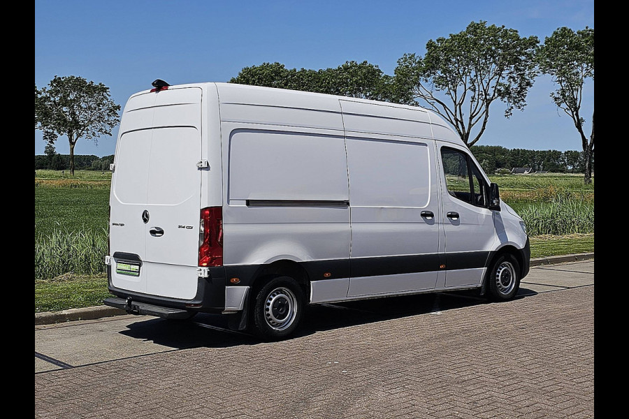 Mercedes-Benz Sprinter 314 2.2 CDI L2H2 Mbux10 Automaat Trekhaak Camera 3-Zits-Leer Euro6 MF-Stuurwiel Leer