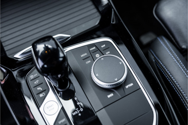 BMW X3 xDrive30e High Executive Leder / Head-Up / HiFi / Trekhaak / 360 camera
