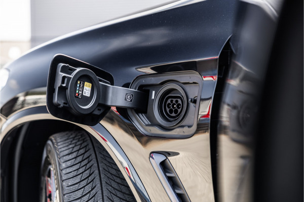 BMW X3 xDrive30e High Executive Leder / Head-Up / HiFi / Trekhaak / 360 camera