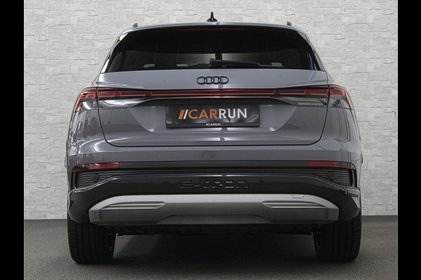 Audi Q4 e-tron 40 204PK 77 kWh | #RS-Leder | Uniek-Interieur | ACC | Sportstoelen | Getint Glas | MMI+ | Dynamic-Pakket | Stoelverwarming | Zwarte Hemelbekleding | LED | Lane Assist |