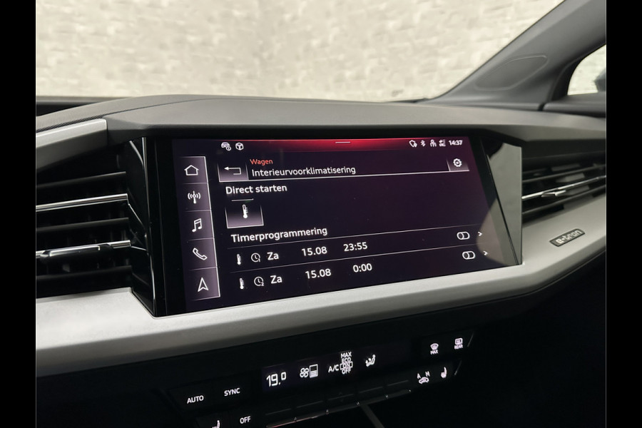 Audi Q4 e-tron 40 204PK 77 kWh | #RS-Leder | Uniek-Interieur | ACC | Sportstoelen | Getint Glas | MMI+ | Dynamic-Pakket | Stoelverwarming | Zwarte Hemelbekleding | LED | Lane Assist |