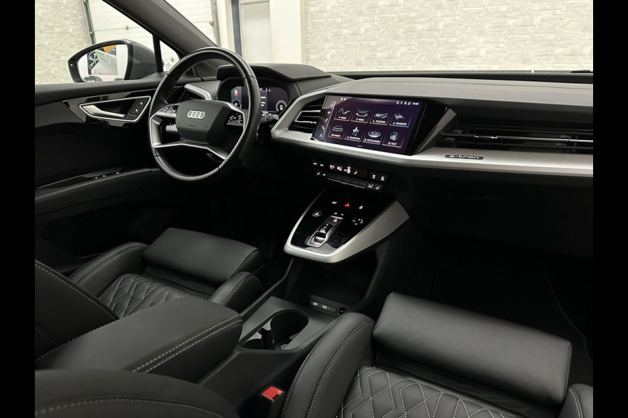 Audi Q4 e-tron 40 204PK 77 kWh | #RS-Leder | Uniek-Interieur | ACC | Sportstoelen | Getint Glas | MMI+ | Dynamic-Pakket | Stoelverwarming | Zwarte Hemelbekleding | LED | Lane Assist |