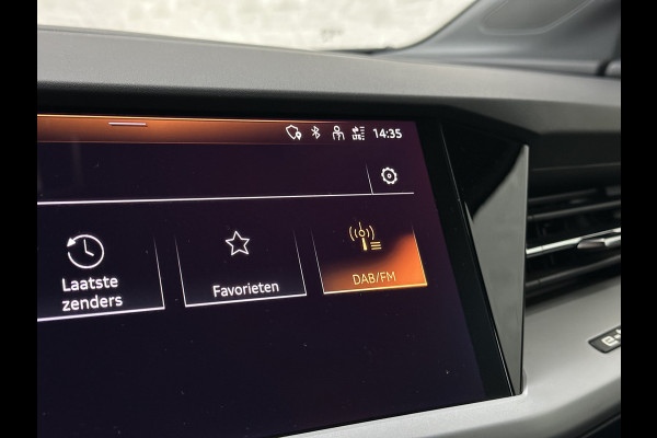 Audi Q4 e-tron 40 204PK 77 kWh | #RS-Leder | Uniek-Interieur | ACC | Sportstoelen | Getint Glas | MMI+ | Dynamic-Pakket | Stoelverwarming | Zwarte Hemelbekleding | LED | Lane Assist |