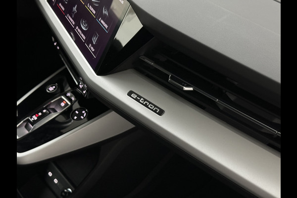Audi Q4 e-tron 40 204PK 77 kWh | #RS-Leder | Uniek-Interieur | ACC | Sportstoelen | Getint Glas | MMI+ | Dynamic-Pakket | Stoelverwarming | Zwarte Hemelbekleding | LED | Lane Assist |