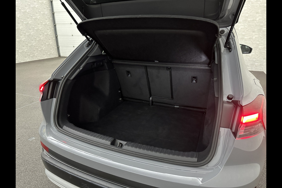Audi Q4 e-tron 40 204PK 77 kWh | #RS-Leder | Uniek-Interieur | ACC | Sportstoelen | Getint Glas | MMI+ | Dynamic-Pakket | Stoelverwarming | Zwarte Hemelbekleding | LED | Lane Assist |