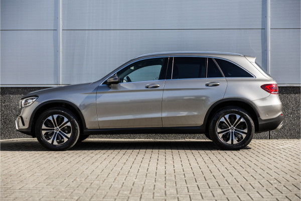 Mercedes-Benz GLC 300e 4MATIC Camera / Leder / Led / Chroom