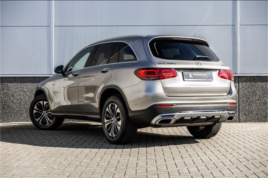 Mercedes-Benz GLC 300e 4MATIC Camera / Leder / Led / Chroom