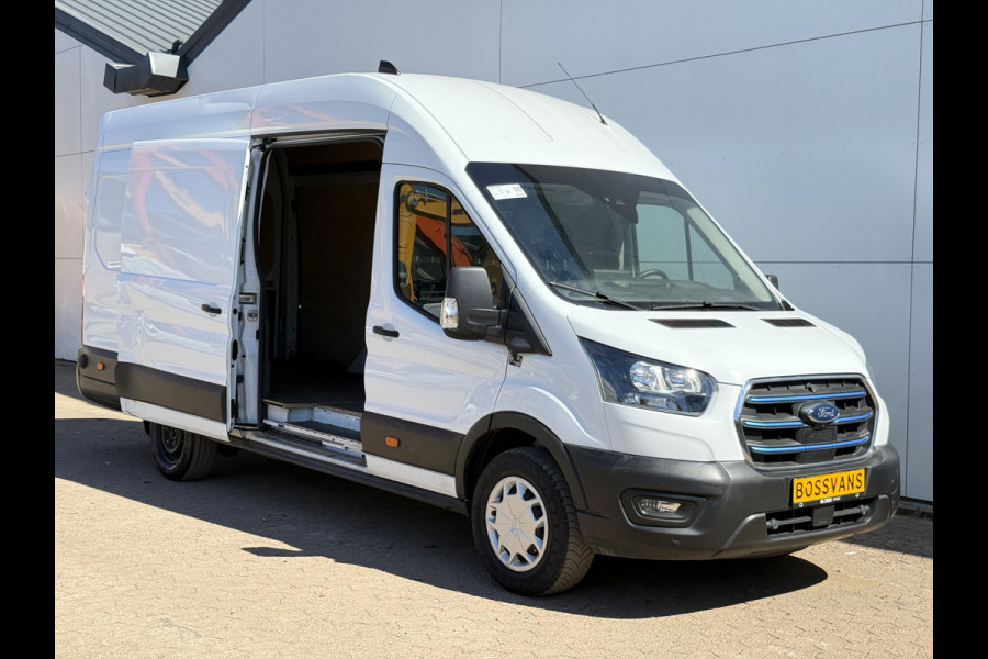 Ford E-Transit 68kWh 184PK L4H3 Elektrisch 317km WLTP 98.1% (SOH) BEV Snelladen Carplay Climate control Cruise control Navigatie 360° Camera Stoelverwarming Parkeersensoren v+a