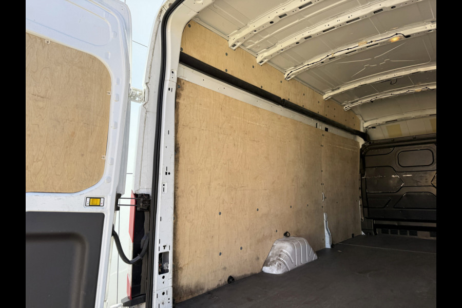 Ford E-Transit 68kWh 184PK L4H3 Elektrisch 317km WLTP 98.1% (SOH) BEV Snelladen Carplay Climate control Cruise control Navigatie 360° Camera Stoelverwarming Parkeersensoren v+a