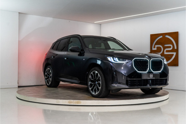 BMW X3 30e xDrive M-Sport 299PK | Sophisto | Glow | Pano | Harman/Kardon | Sfeer | 360 | VOL! Fabrieksgarantie