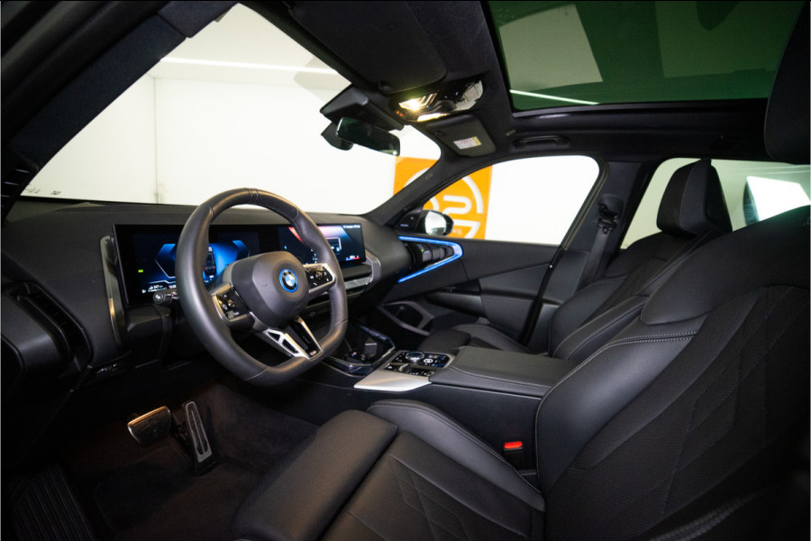 BMW X3 30e xDrive M-Sport 299PK | Sophisto | Glow | Pano | Harman/Kardon | Sfeer | 360 | VOL! Fabrieksgarantie