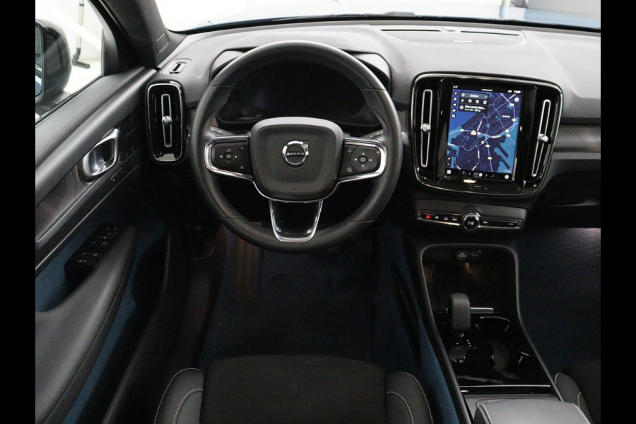 Volvo C40 Recharge Twin Intro Edition 78 kWh | SOH 91,2% | Panoramadak | Leder/alcantara | Memory | Stuur/stoel verwarming | Carplay | Harman/Kardon | 360 camera | Park assist