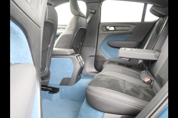 Volvo C40 Recharge Twin Intro Edition 78 kWh | SOH 91,2% | Panoramadak | Leder/alcantara | Memory | Stuur/stoel verwarming | Carplay | Harman/Kardon | 360 camera | Park assist