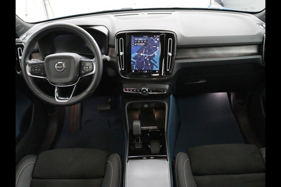 Volvo C40 Recharge Twin Intro Edition 78 kWh | SOH 91,2% | Panoramadak | Leder/alcantara | Memory | Stuur/stoel verwarming | Carplay | Harman/Kardon | 360 camera | Park assist