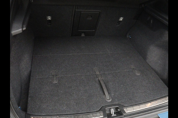 Volvo C40 Recharge Twin Intro Edition 78 kWh | SOH 91,2% | Panoramadak | Leder/alcantara | Memory | Stuur/stoel verwarming | Carplay | Harman/Kardon | 360 camera | Park assist