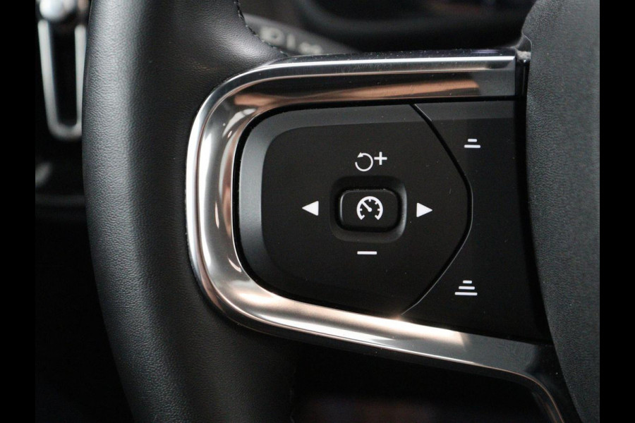 Volvo C40 Recharge Twin Intro Edition 78 kWh | SOH 91,2% | Panoramadak | Leder/alcantara | Memory | Stuur/stoel verwarming | Carplay | Harman/Kardon | 360 camera | Park assist