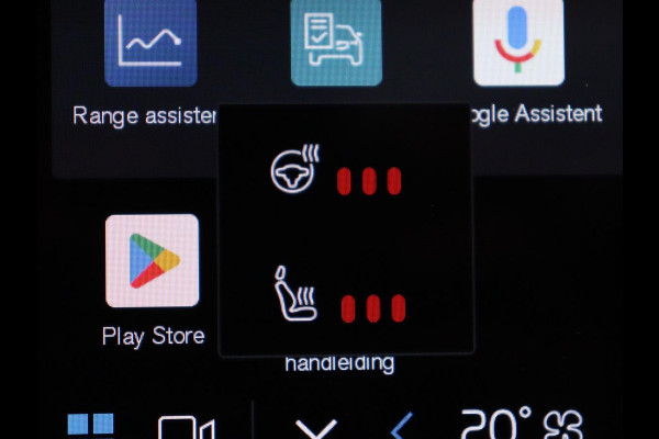 Volvo C40 Recharge Twin Intro Edition 78 kWh | SOH 91,2% | Panoramadak | Leder/alcantara | Memory | Stuur/stoel verwarming | Carplay | Harman/Kardon | 360 camera | Park assist