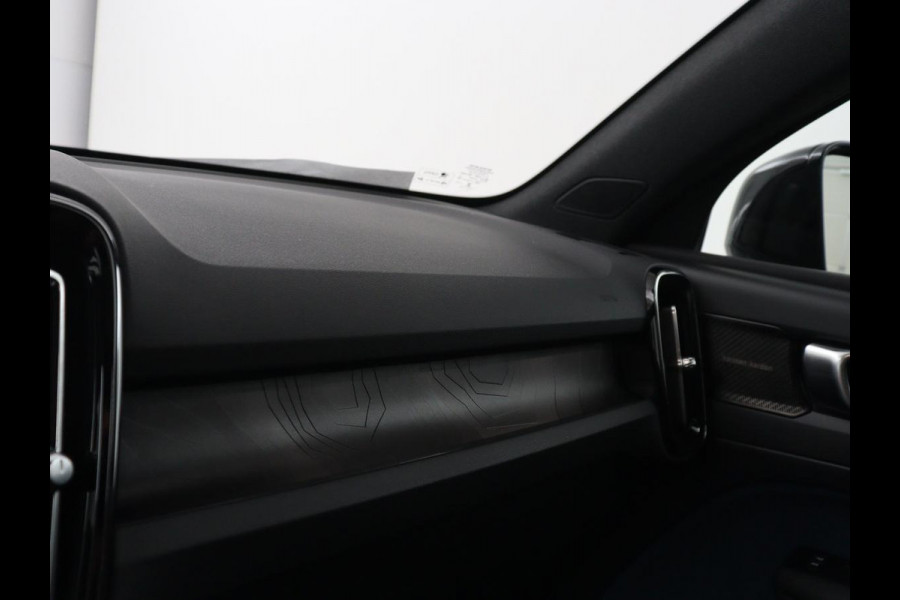 Volvo C40 Recharge Twin Intro Edition 78 kWh | SOH 91,2% | Panoramadak | Leder/alcantara | Memory | Stuur/stoel verwarming | Carplay | Harman/Kardon | 360 camera | Park assist