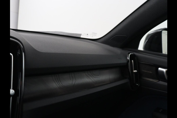 Volvo C40 Recharge Twin Intro Edition 78 kWh | SOH 91,2% | Panoramadak | Leder/alcantara | Memory | Stuur/stoel verwarming | Carplay | Harman/Kardon | 360 camera | Park assist