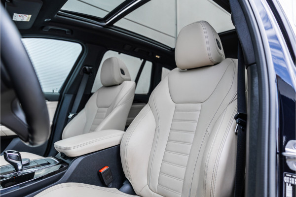 BMW X3 xDrive30e High Executive Pano / Leder / 20 inch / Camera / Carplay /
