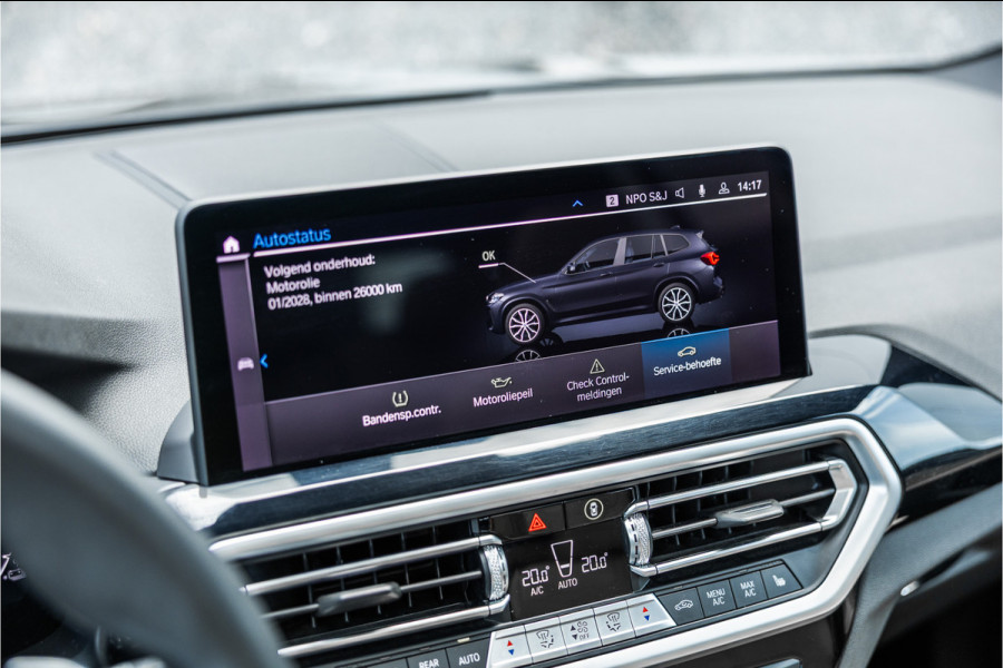 BMW X3 xDrive30e High Executive Pano / Leder / 20 inch / Camera / Carplay /