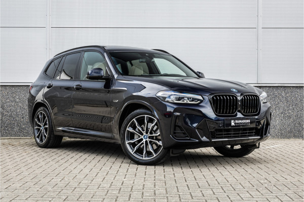 BMW X3 xDrive30e High Executive Pano / Leder / 20 inch / Camera / Carplay /