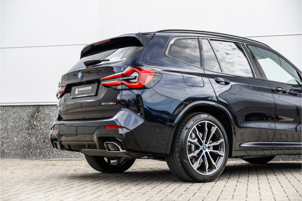 BMW X3 xDrive30e High Executive Pano / Leder / 20 inch / Camera / Carplay /