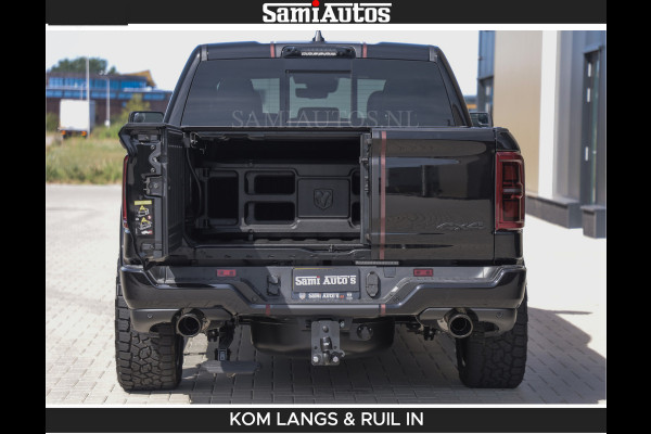 Dodge Ram Limited 540 PK | HUD | LUCHTVERING | MASSAGE | PASSAGIERSSCHERM | De Meest Luxe en Volle Pick-Up in zijn Klasse | Comfortabele Dubbele Cabine met Royale 5 Zitplaatsen | BPM vrij | Nu Leverbaar uit Voorraad | Voorraad Nr 2335 - 5153 | De specialist in Amerikaanse pick‑ups in Nederland en Europa.
