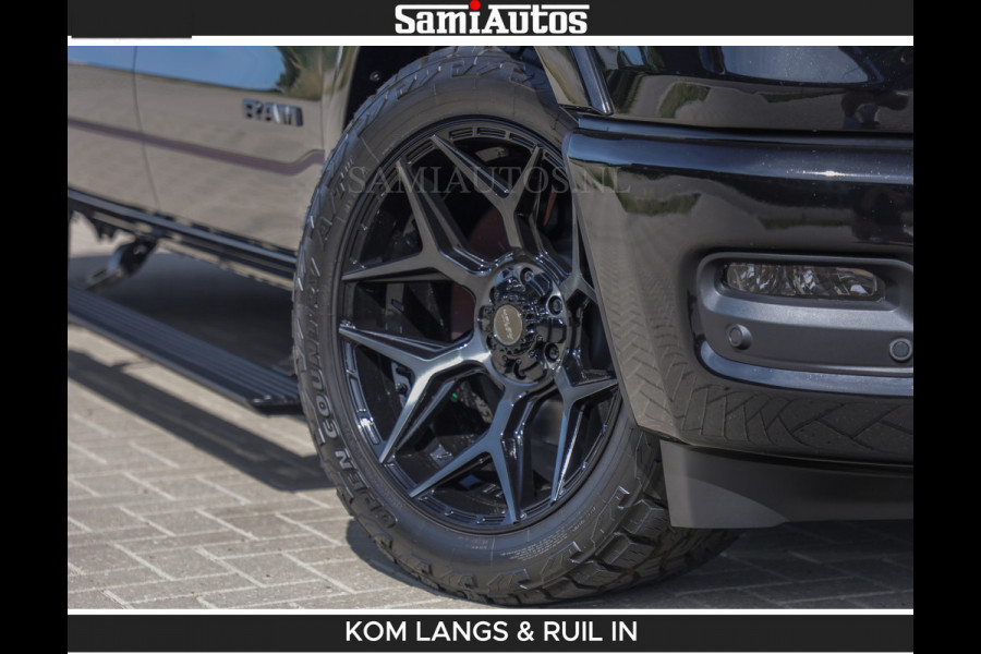 Dodge Ram Limited 540 PK | HUD | LUCHTVERING | MASSAGE | PASSAGIERSSCHERM | De Meest Luxe en Volle Pick-Up in zijn Klasse | Comfortabele Dubbele Cabine met Royale 5 Zitplaatsen | BPM vrij | Nu Leverbaar uit Voorraad | Voorraad Nr 2335 - 5153 | De specialist in Amerikaanse pick‑ups in Nederland en Europa.