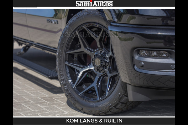 Dodge Ram Limited 540 PK | HUD | LUCHTVERING | MASSAGE | PASSAGIERSSCHERM | De Meest Luxe en Volle Pick-Up in zijn Klasse | Comfortabele Dubbele Cabine met Royale 5 Zitplaatsen | BPM vrij | Nu Leverbaar uit Voorraad | Voorraad Nr 2335 - 5153 | De specialist in Amerikaanse pick‑ups in Nederland en Europa.