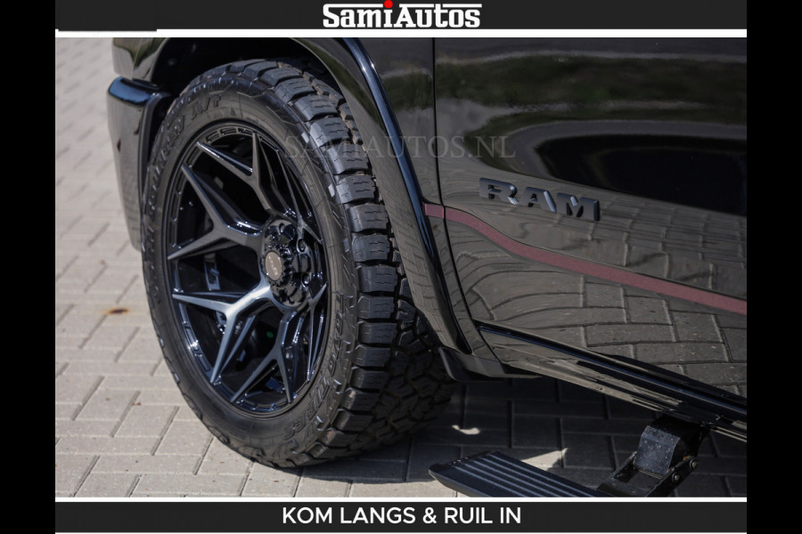 Dodge Ram Limited 540 PK | HUD | LUCHTVERING | MASSAGE | PASSAGIERSSCHERM | De Meest Luxe en Volle Pick-Up in zijn Klasse | Comfortabele Dubbele Cabine met Royale 5 Zitplaatsen | BPM vrij | Nu Leverbaar uit Voorraad | Voorraad Nr 2335 - 5153 | De specialist in Amerikaanse pick‑ups in Nederland en Europa.