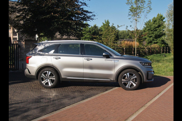 Kia Sorento 1.6 T-GDI Plug-in Hybrid 4WD DynamicLine 7p. | Camera | Trekhaak | Apple Carplay | ACC | NL-Auto |