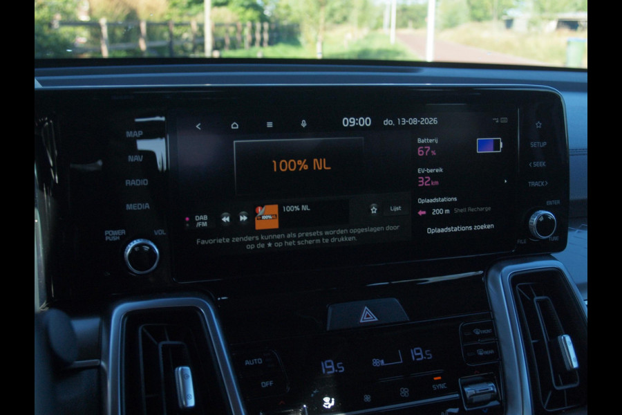 Kia Sorento 1.6 T-GDI Plug-in Hybrid 4WD DynamicLine 7p. | Camera | Trekhaak | Apple Carplay | ACC | NL-Auto |