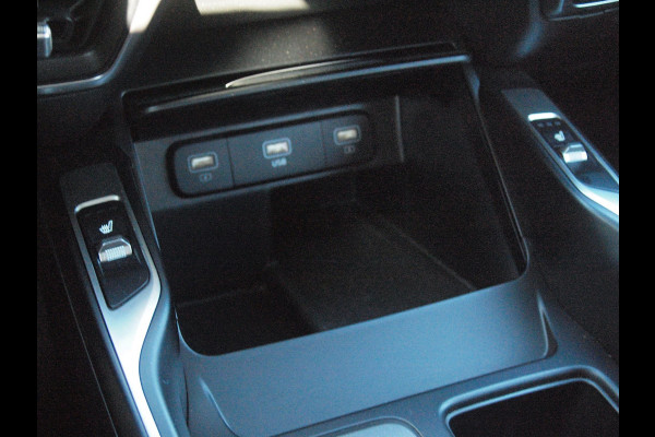 Kia Sorento 1.6 T-GDI Plug-in Hybrid 4WD DynamicLine 7p. | Camera | Trekhaak | Apple Carplay | ACC | NL-Auto |