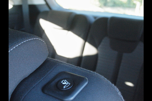 Kia Sorento 1.6 T-GDI Plug-in Hybrid 4WD DynamicLine 7p. | Camera | Trekhaak | Apple Carplay | ACC | NL-Auto |