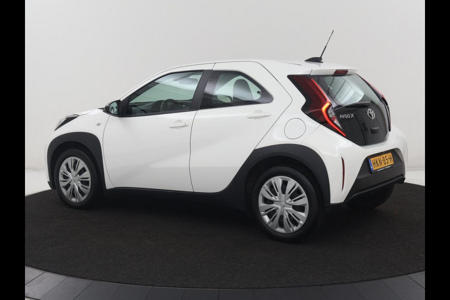 Toyota Aygo X 1.0 VVT-i MT Play | 5-deurs | Adaptive cruise | Lane assist | Carplay | DAB | NAP 31.639km | Airco