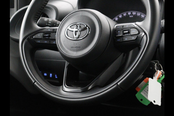 Toyota Aygo X 1.0 VVT-i MT Play | 5-deurs | Adaptive cruise | Lane assist | Carplay | DAB | NAP 31.639km | Airco