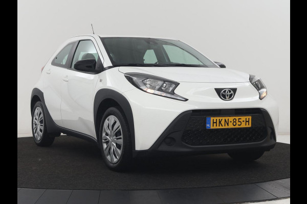 Toyota Aygo X 1.0 VVT-i MT Play | 5-deurs | Adaptive cruise | Lane assist | Carplay | DAB | NAP 31.639km | Airco