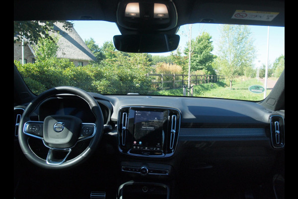 Volvo XC40 Recharge P8 AWD R-Design | Panoramadak | Harman Kardon | 360 Camera | Apple Carplay | NL-Auto |