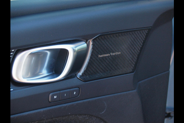 Volvo XC40 Recharge P8 AWD R-Design | Panoramadak | Harman Kardon | 360 Camera | Apple Carplay | NL-Auto |